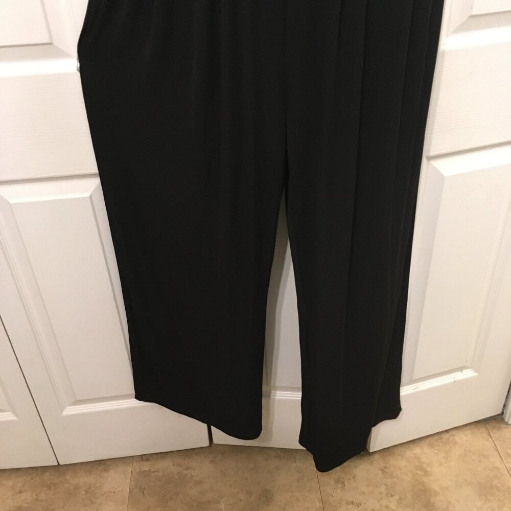 Pretty Garden Black Wide Leg Romper With Pockets - Picture 4 of 9
